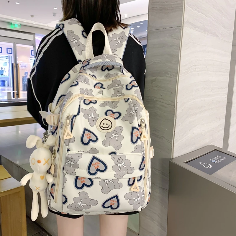 书包女初中生韩版可爱少女背包小学生三到六年级高中生百搭双肩包