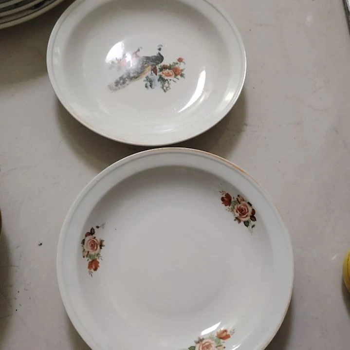 摆件陶瓷盘子碗啥都有