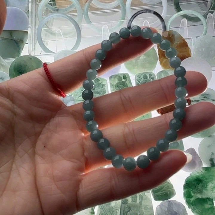 翡翠吊坠(赠链)未镶嵌翡翠珠子手串