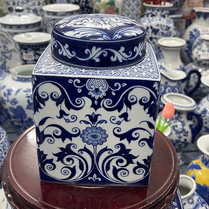 摆件青花瓷手工手绘高温釉下彩家居摆件，储物罐茶叶罐，默认微瑕