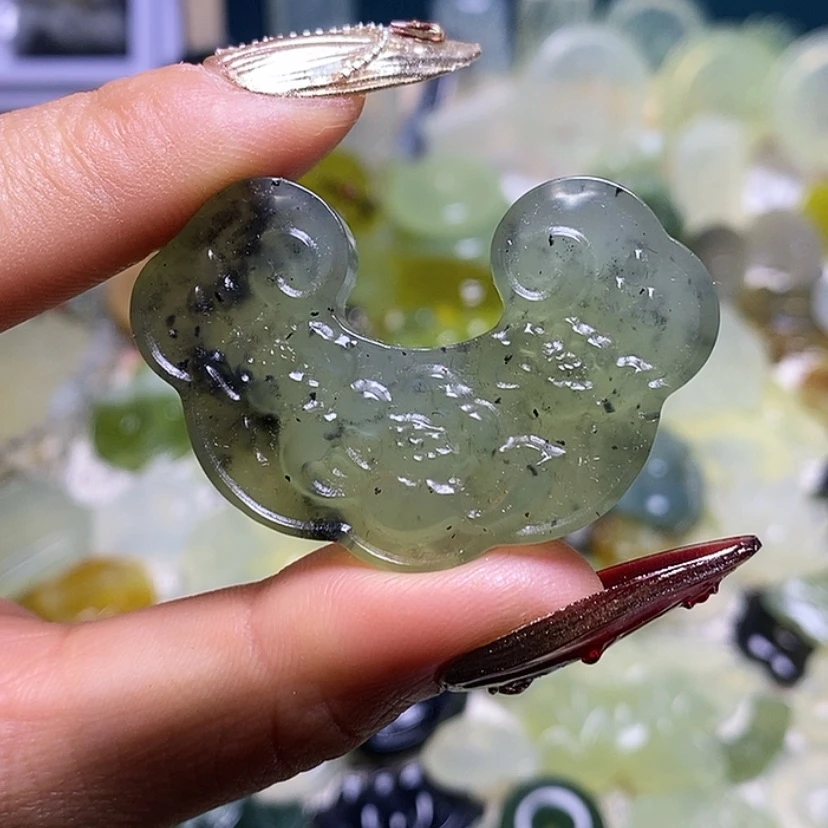 【闪购商品】蛇纹石玉颈饰未镶嵌