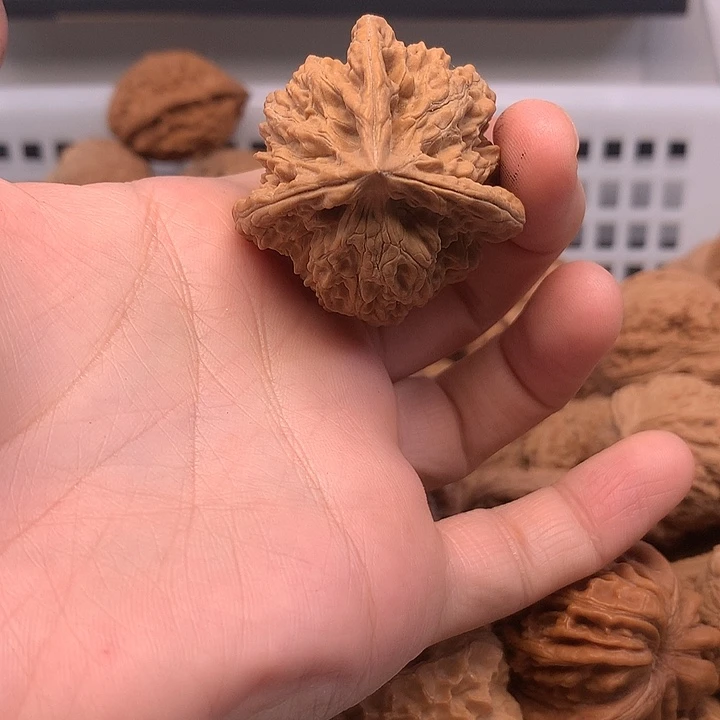****饭文玩核桃吊坠文玩核桃
