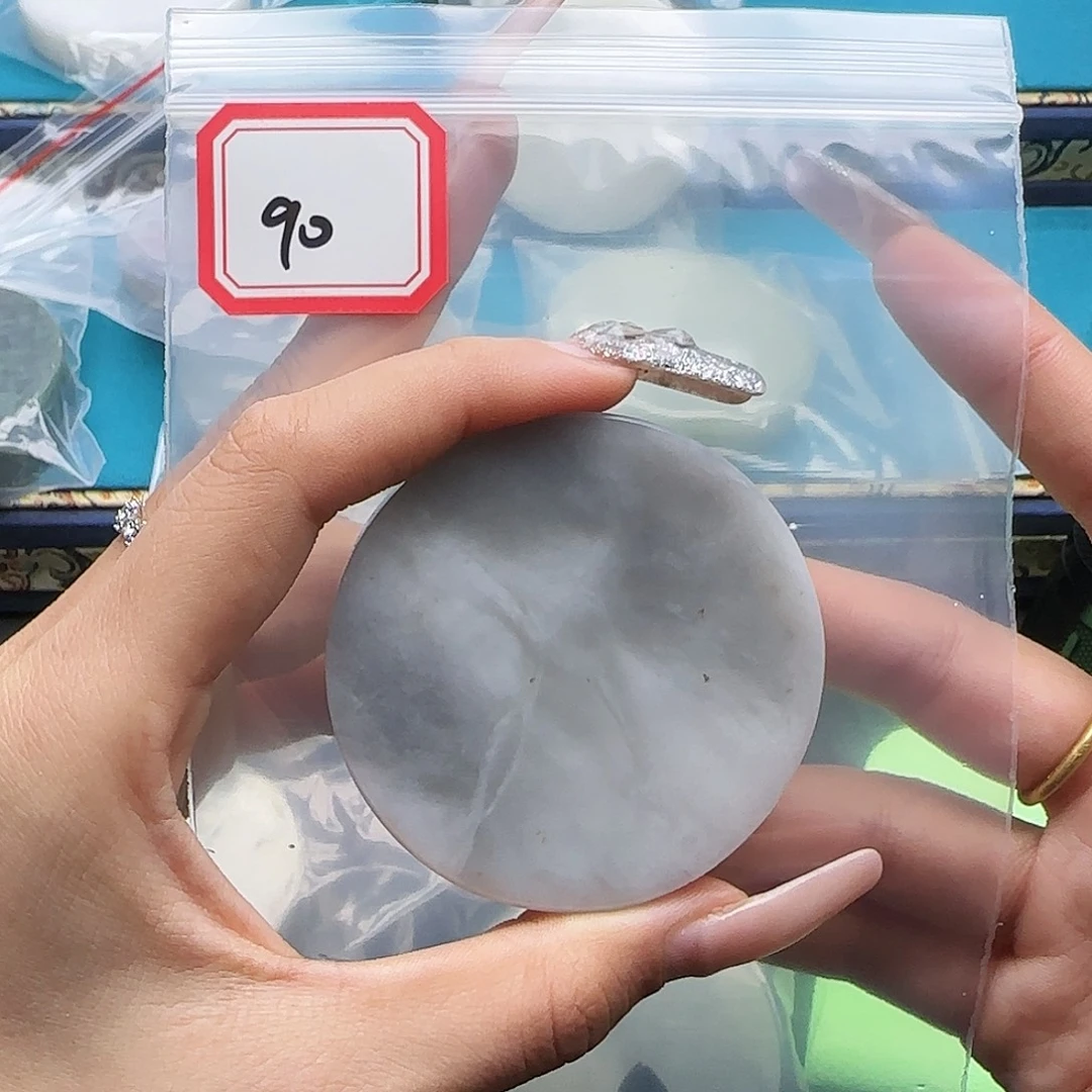 和田玉未镶嵌珠宝半成品