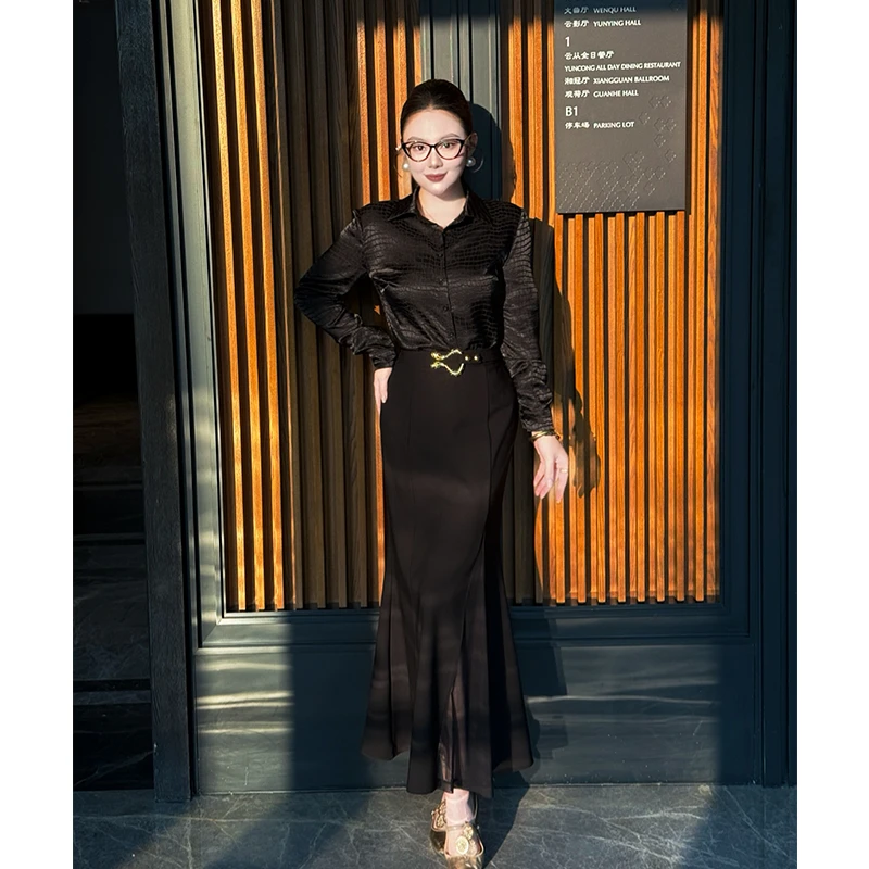 2026明星同款韩系气质黑色长袖鳄鱼纹衬衫半裙套装“许我耀眼”