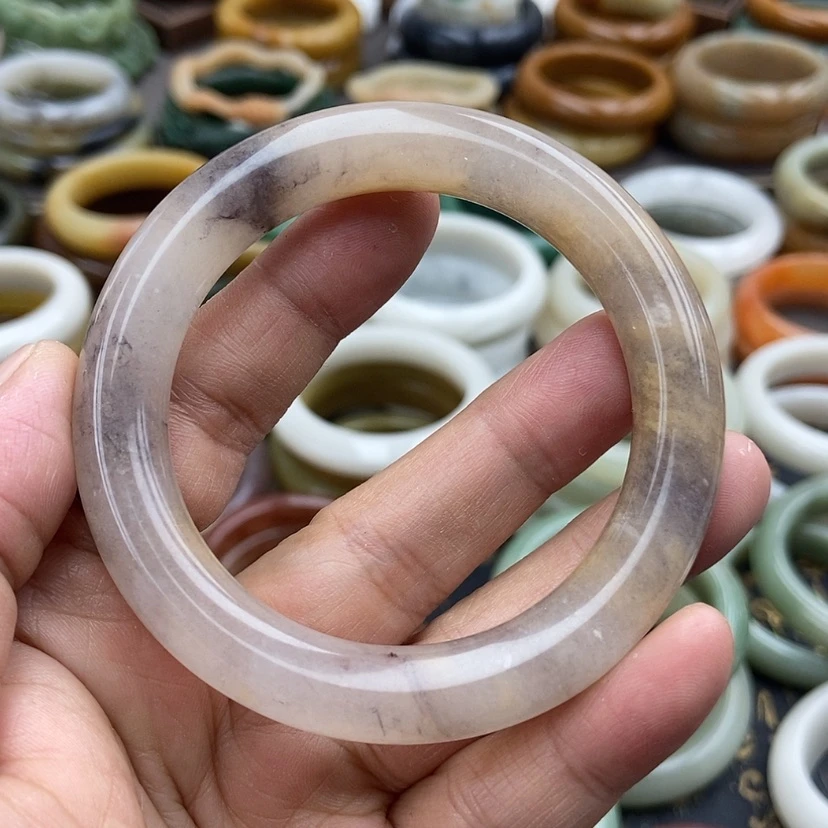 【闪购商品】石英质玉手镯53未镶嵌