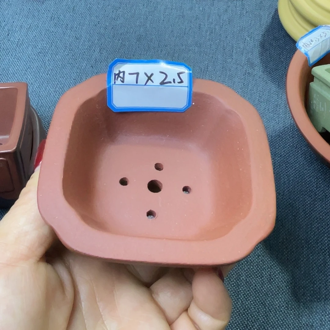精选紫砂撇口小四方盆
