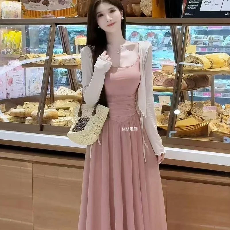 【曼塔玫瑰】2025新款针织夏季风蕾丝网纱连衣显瘦套装A368