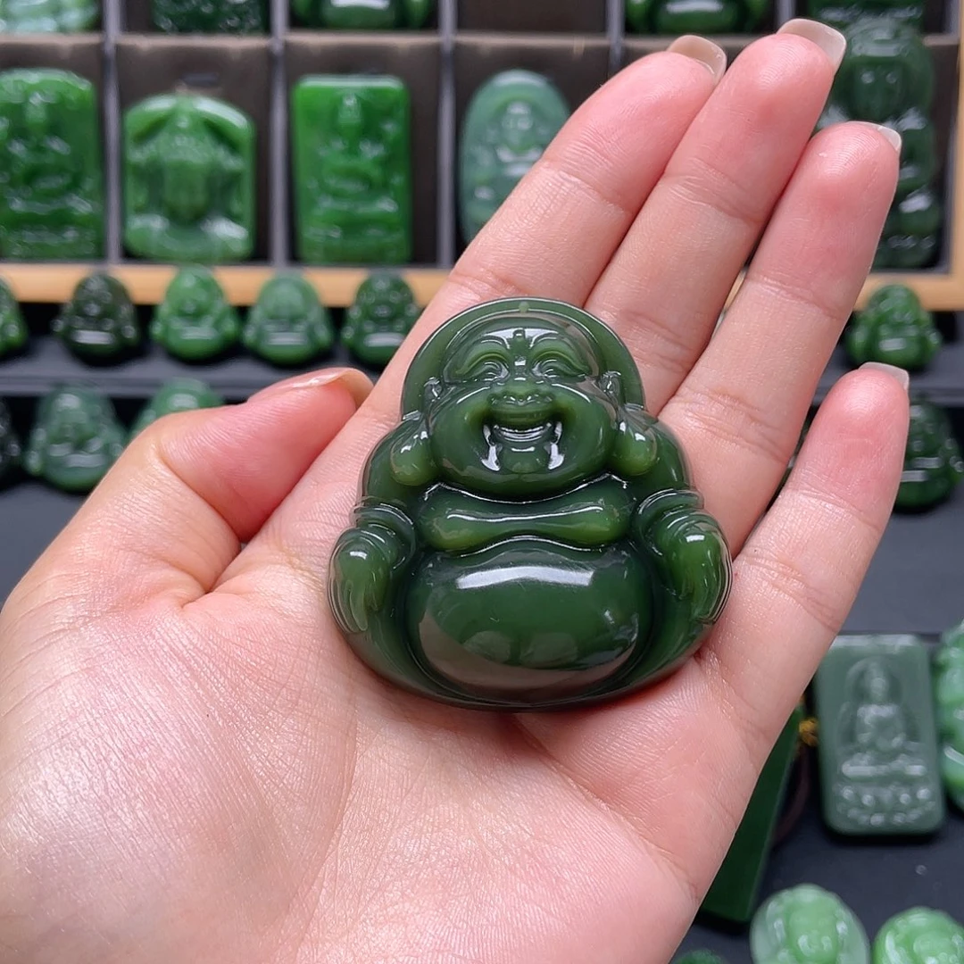 林***儿和田玉未镶嵌颈饰