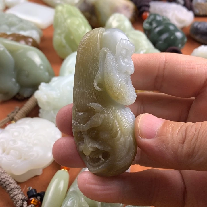 未镶嵌和田玉挂件