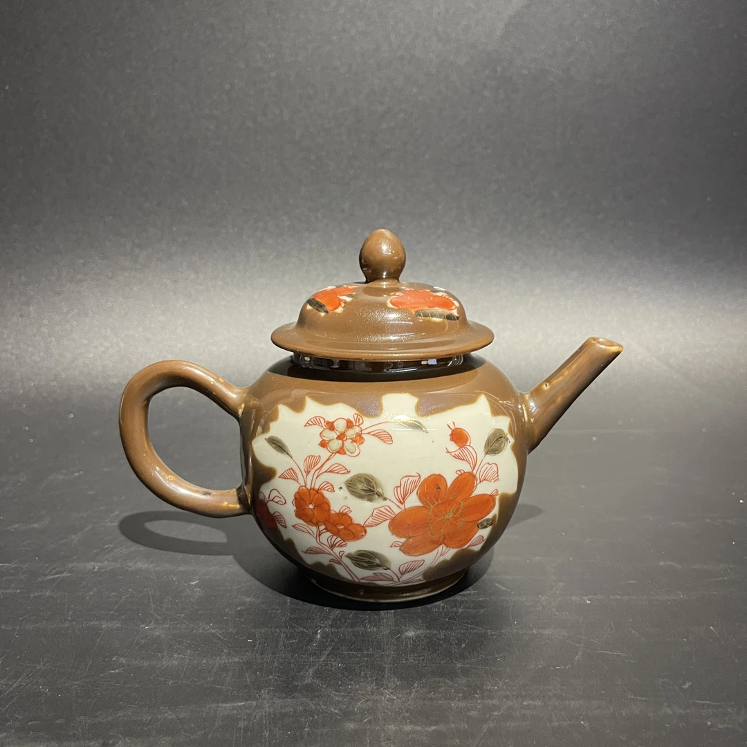 C-A0905224 清中期 酱釉开窗花卉纹壶 高度13.5直径19.5