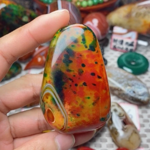 未镶嵌玛瑙/玉髓珠宝奇石长*花