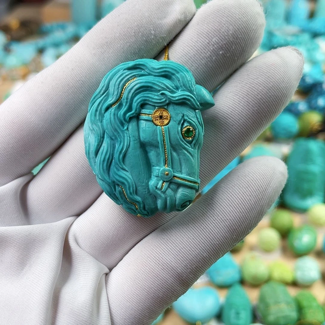 绿松石未镶嵌珠宝奇石