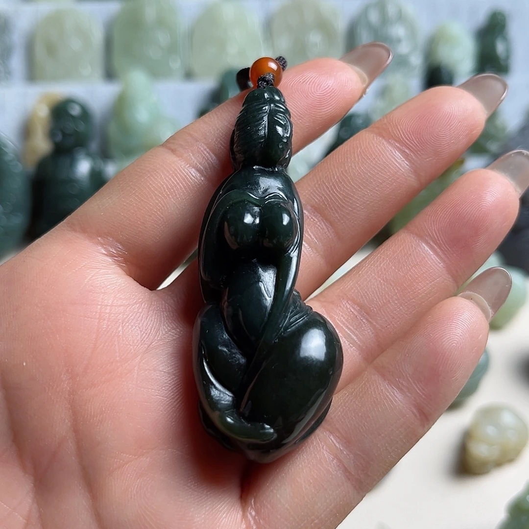 和田玉未镶嵌挂件