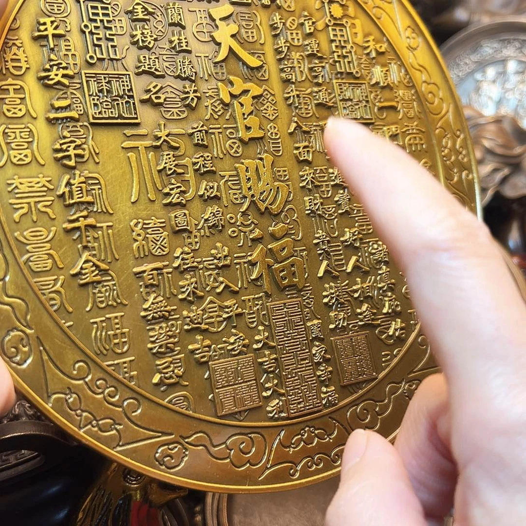 精美铜器工艺品等