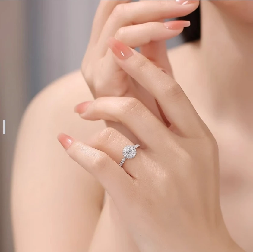 私人定制  小铃兰女戒1.0ct