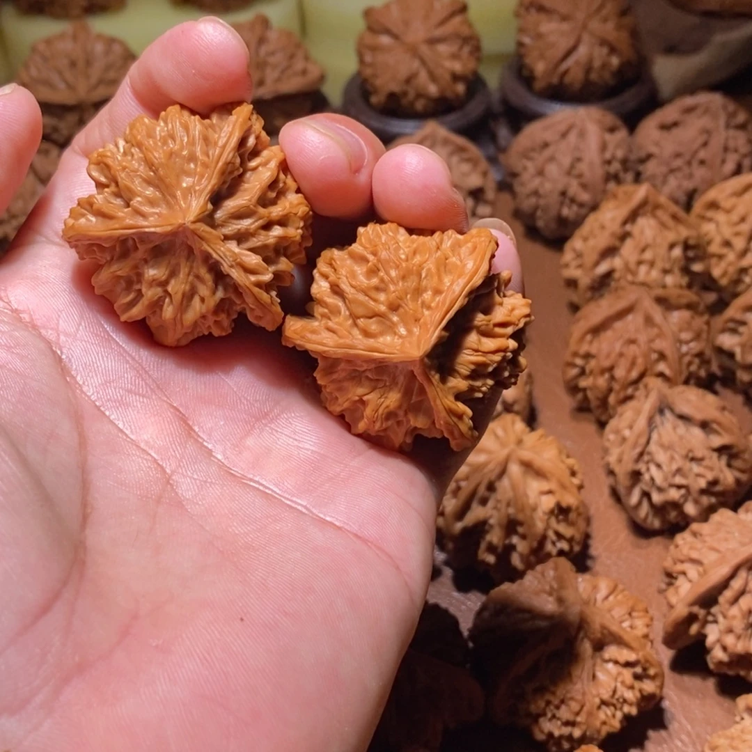 *****手串文玩核桃盘山三棱文玩核桃手把件