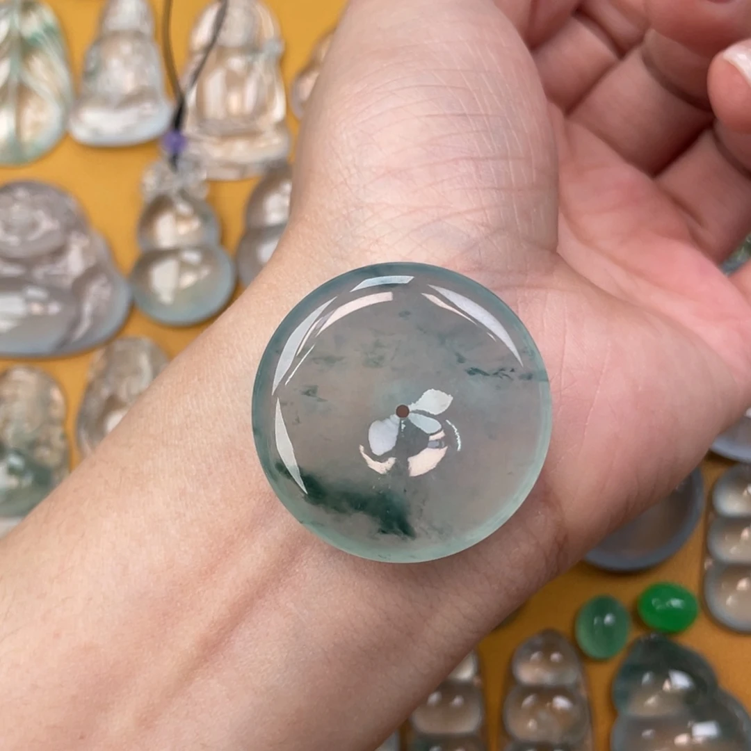 翡翠未镶嵌吊坠(不含链)32.3 6.2