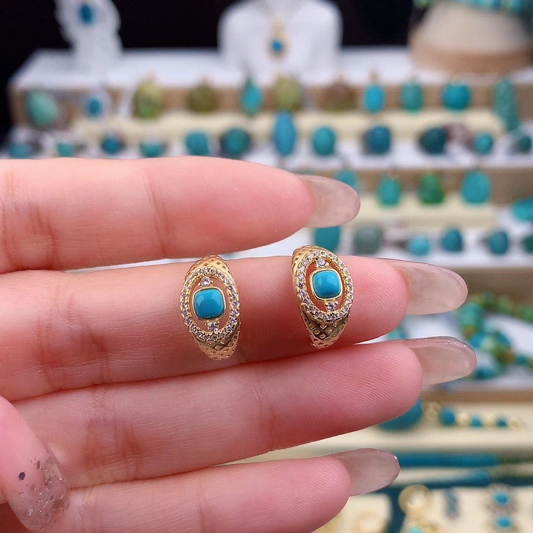 绿松石未镶嵌耳饰