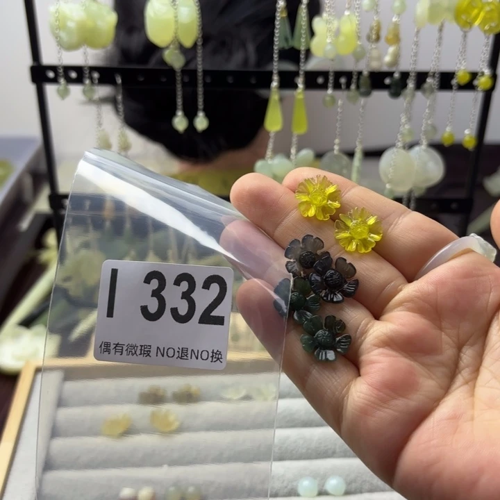 蛇纹石玉发饰合金?****、