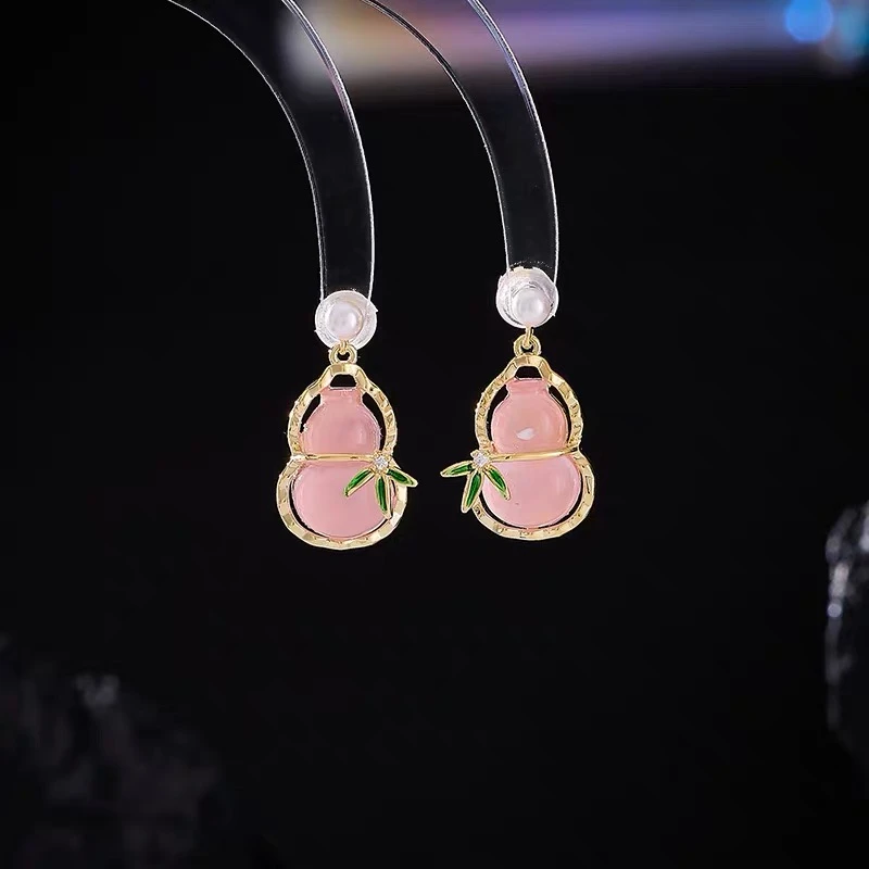 铜合金合成锆石耳饰 气质轻奢时尚百搭复古小众甜美简约设计感284