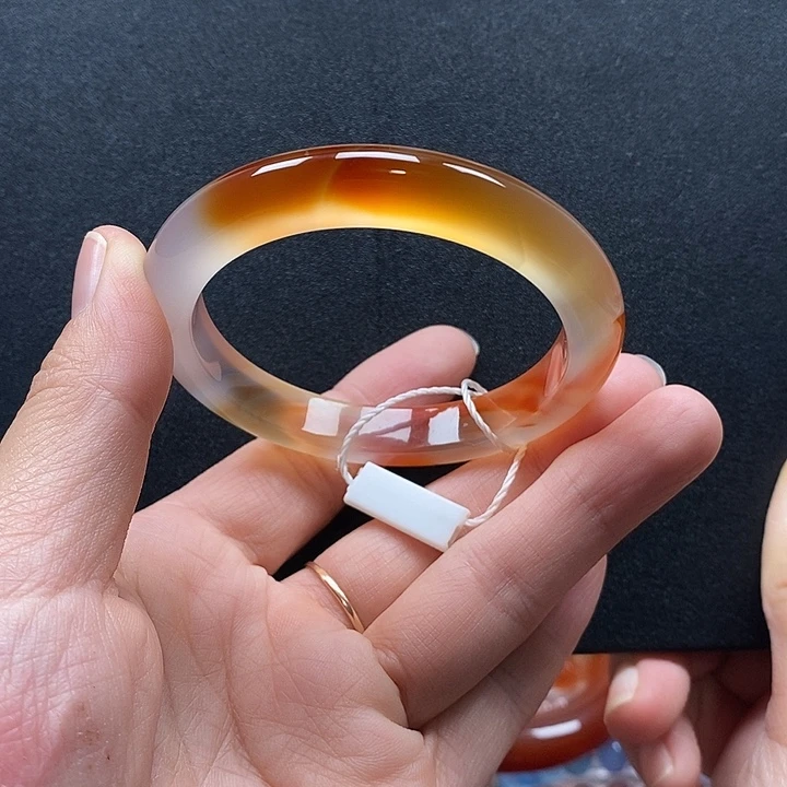 玛瑙/玉髓未镶嵌手镯54.5