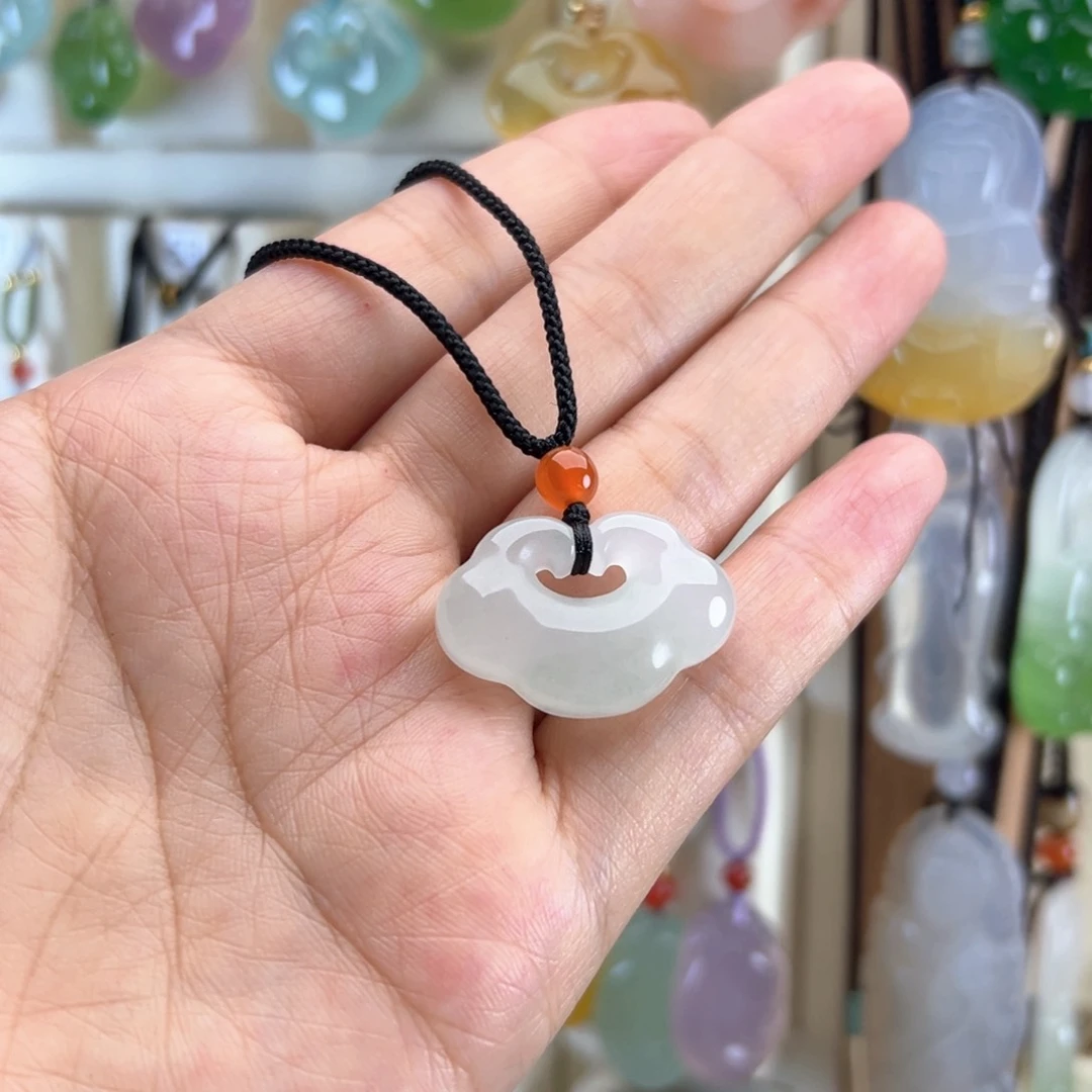 贵****玛瑙/玉髓颈饰未镶嵌