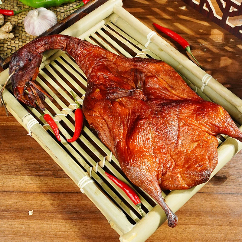 农家自制烟熏腊鸭板鸭风干咸鸭子湖南土特产美食腊鸭湘菜美食