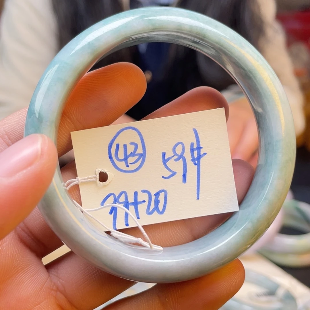 未镶嵌手镯翡翠43