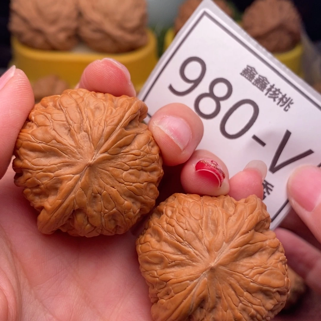 把件桃核铁锤39……