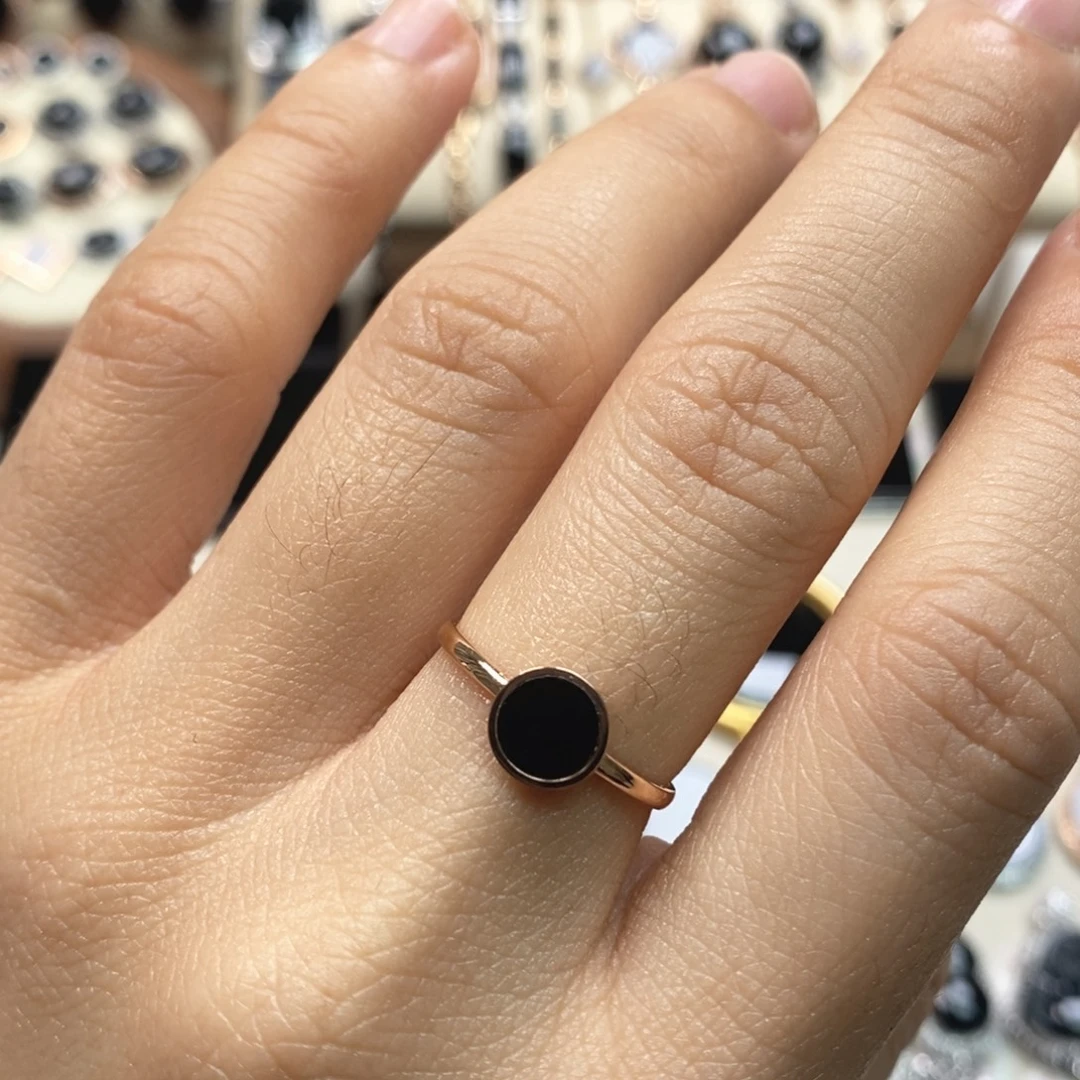 翡翠18K金镶嵌戒指