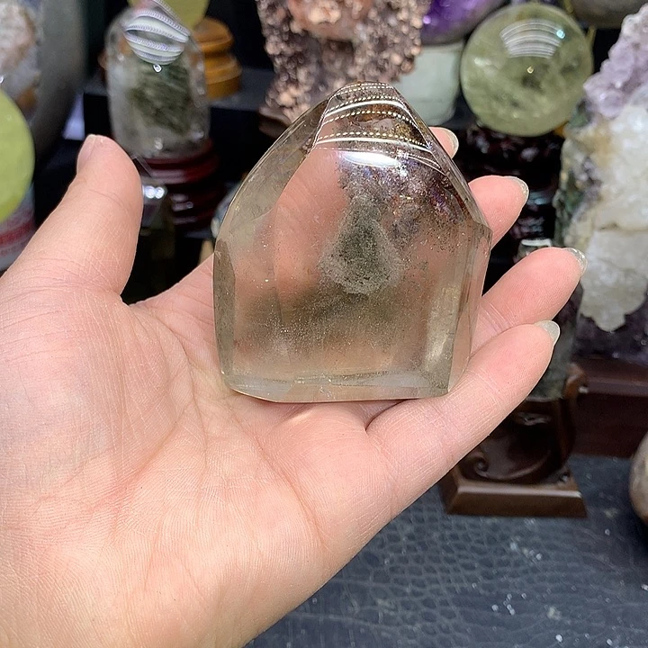 未镶嵌水晶大型摆件（非配饰）