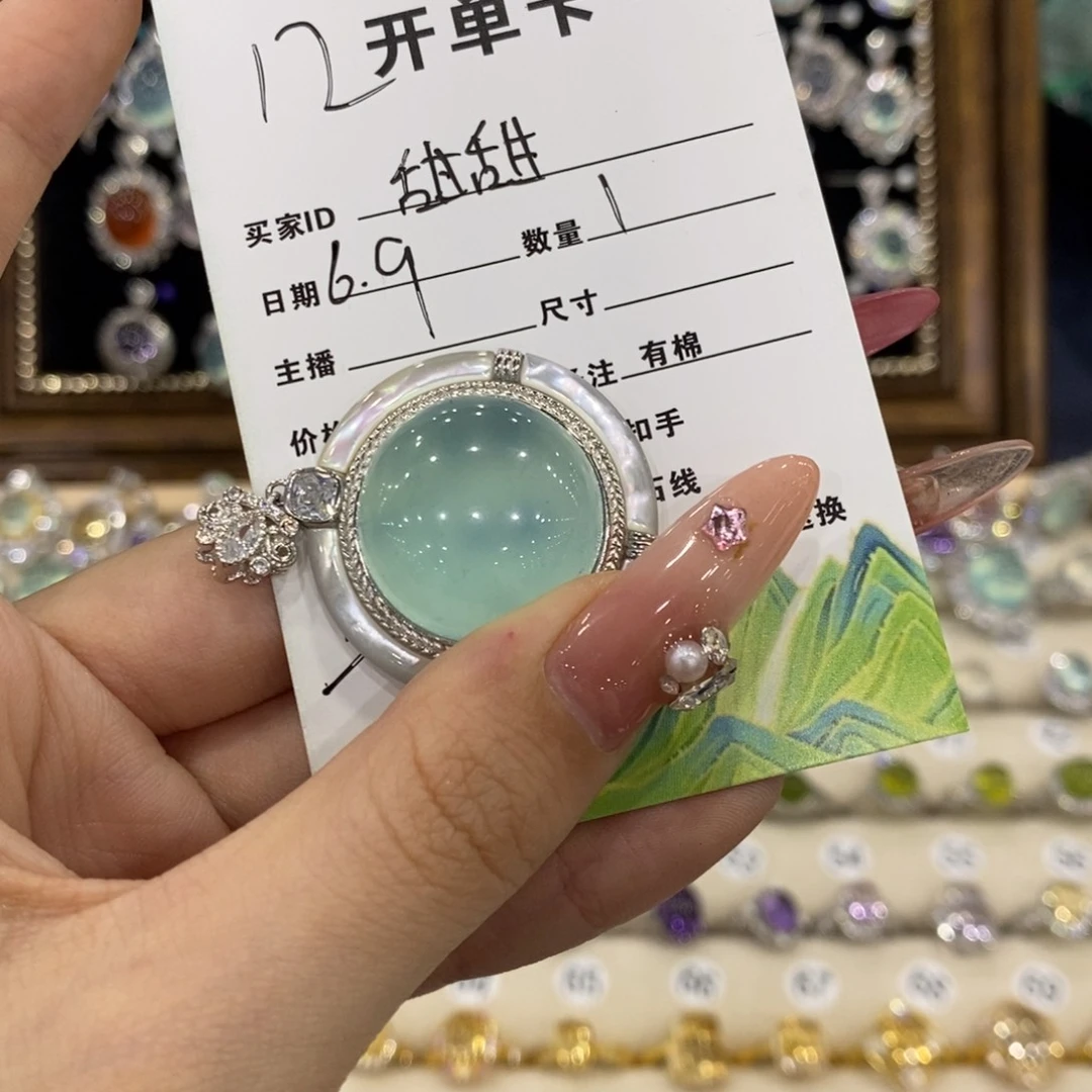 蛇纹石玉银S925镶嵌颈饰甜*