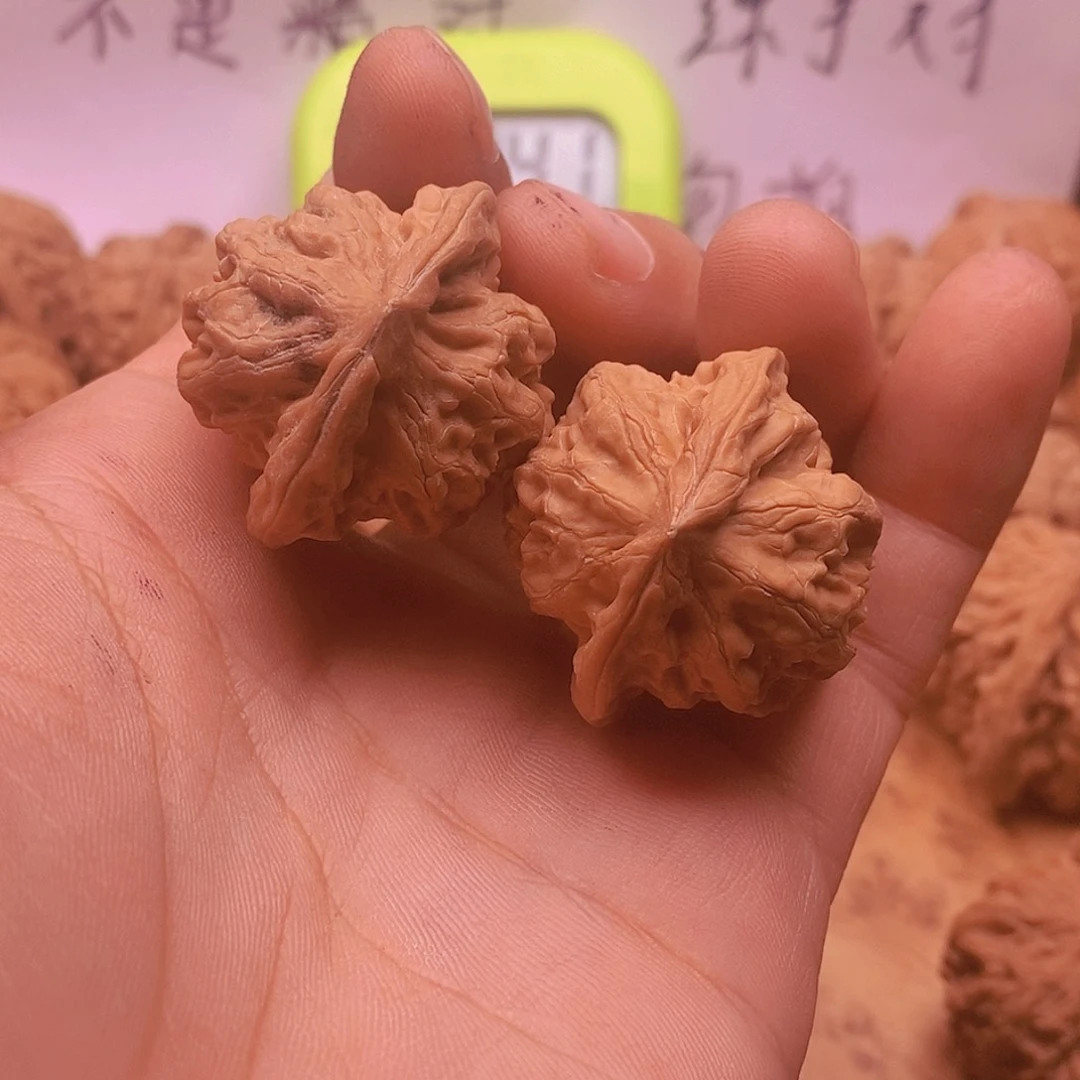 文玩核桃把件盘石