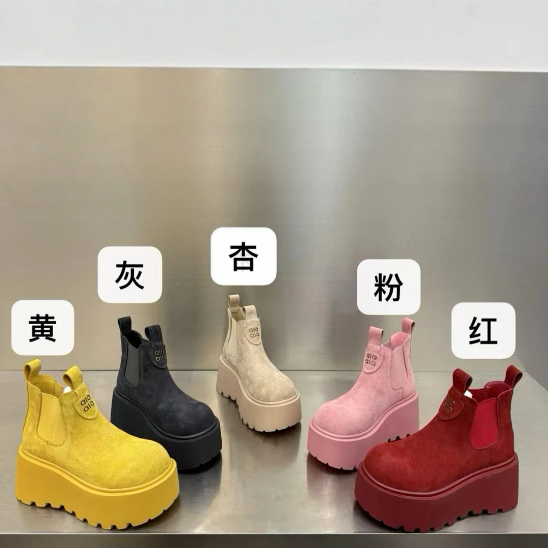 广州欧货【梦之岛】早春新款7cm真皮韩版中筒英伦圆头轻奢马丁靴