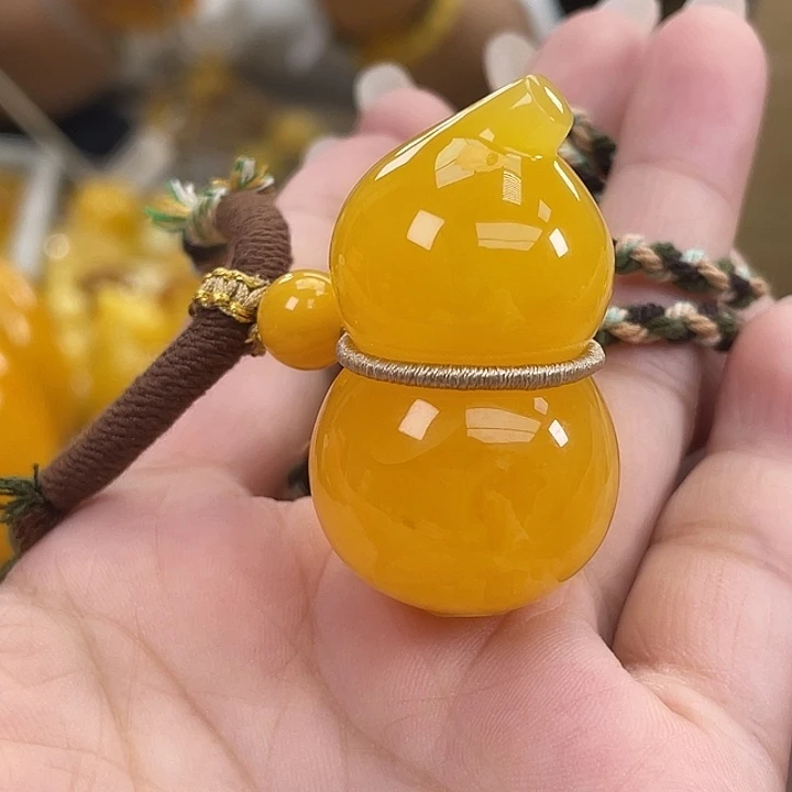 琥珀未镶嵌珠宝奇石琥珀h34