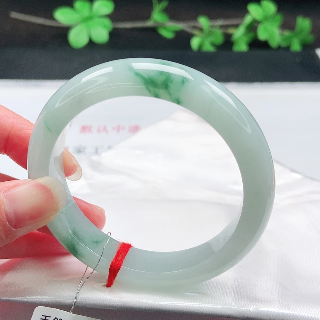 翡翠未镶嵌手镯55圈