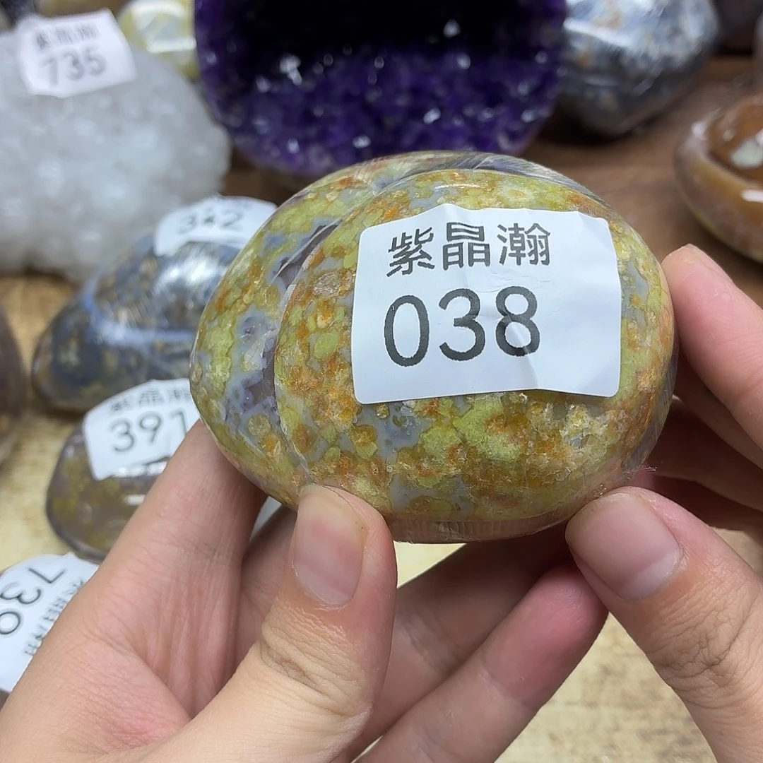 流***彩未镶嵌大型摆件（非配饰）水晶