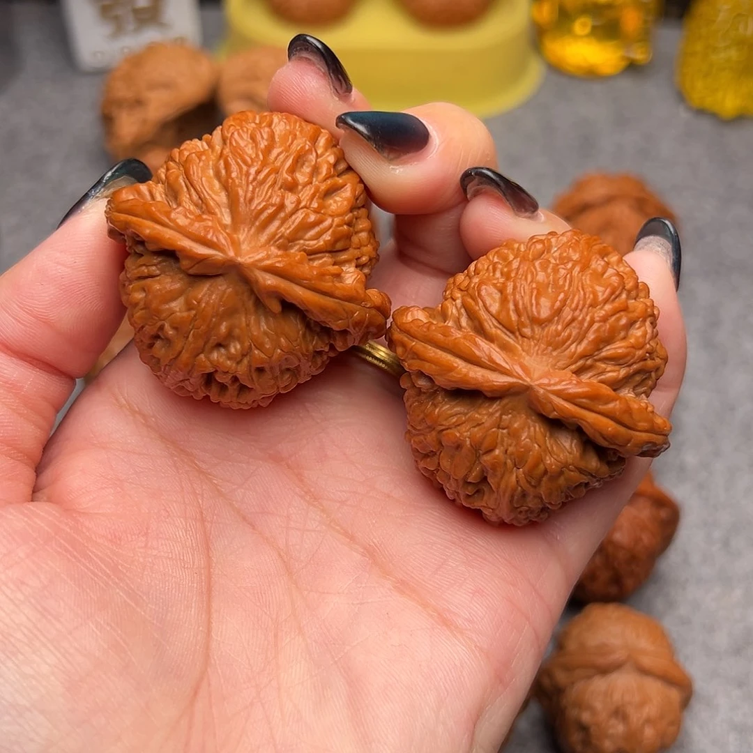 把件文玩核桃毕业精品精配狮子头球白43全品边度同尺