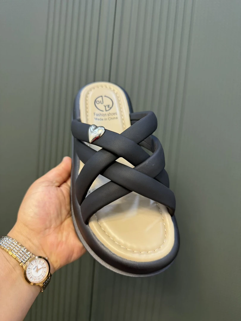 2025新款夏季时尚又好看凉拖鞋女外穿时尚厚底百搭拖鞋