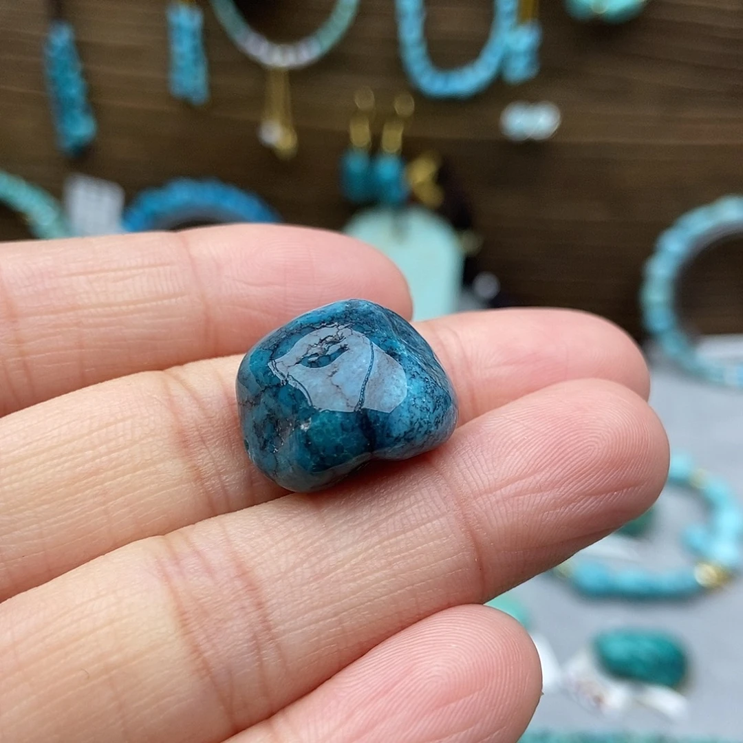 绿松石未镶嵌玉化随型