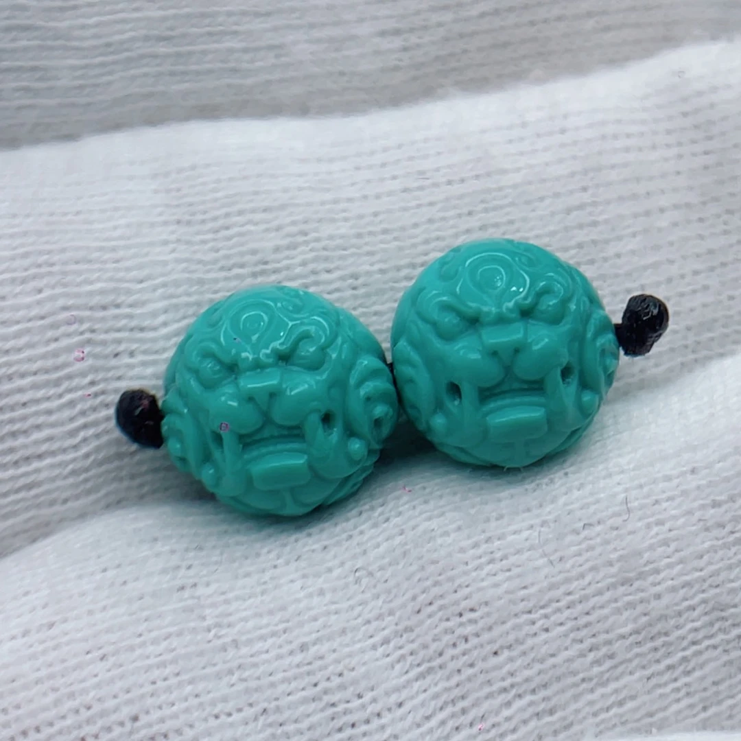 绿松石未镶嵌颈饰卡9.3