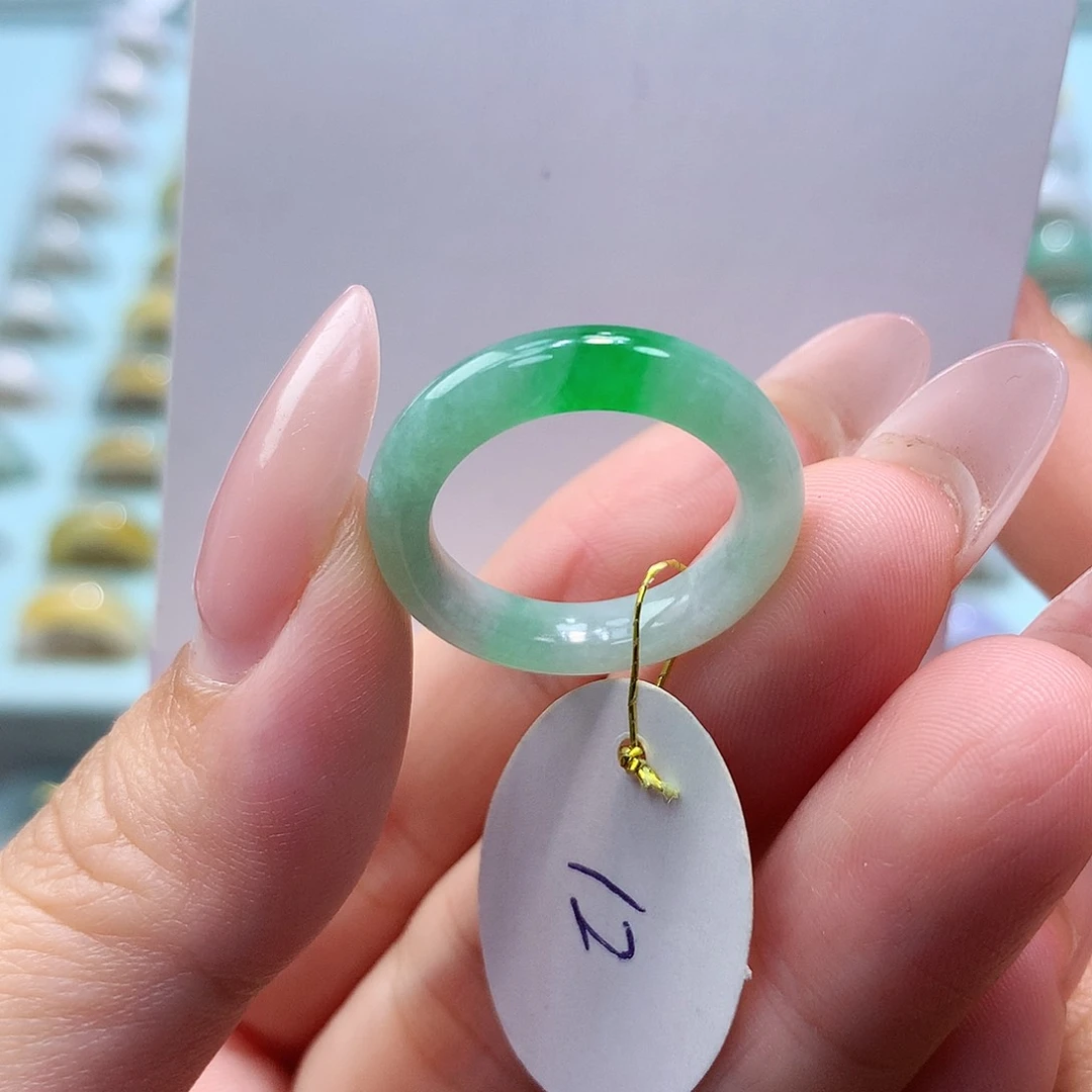 未镶嵌戒指翡翠12圈