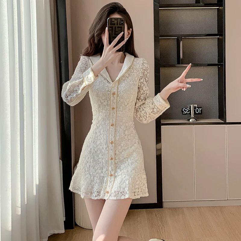 2025新款温柔蕾丝法式连衣裙名媛风气质裙