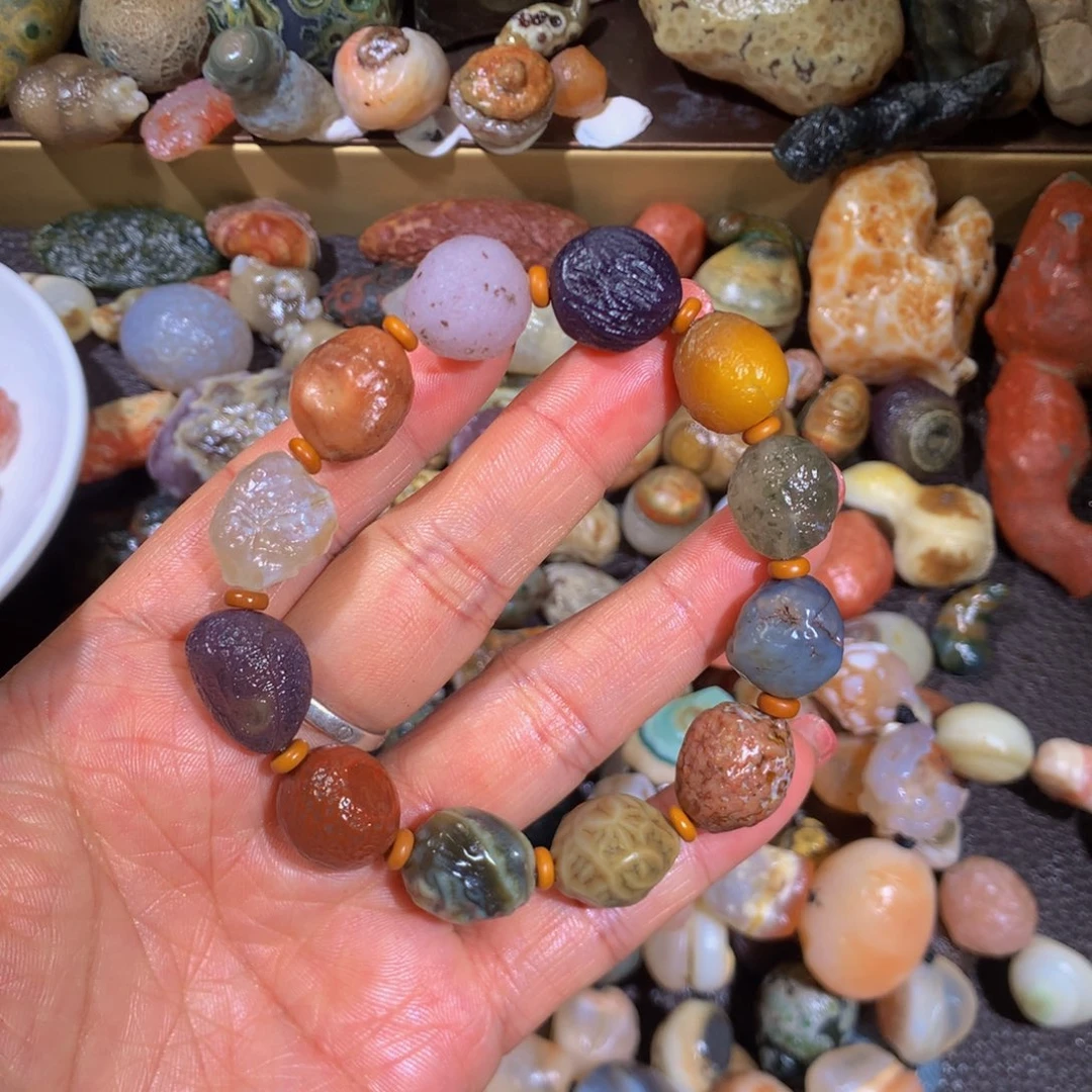 石材阿拉善筋脉石手串