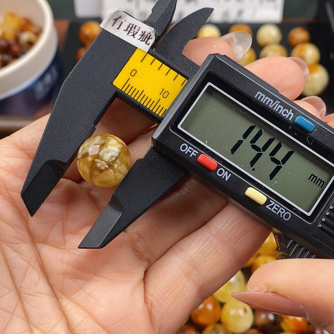 琥珀未镶嵌裸石蜜蜡1128