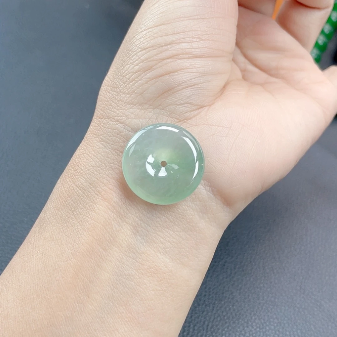 【闪购商品】翡翠颈饰未镶嵌30号 冰甜绿