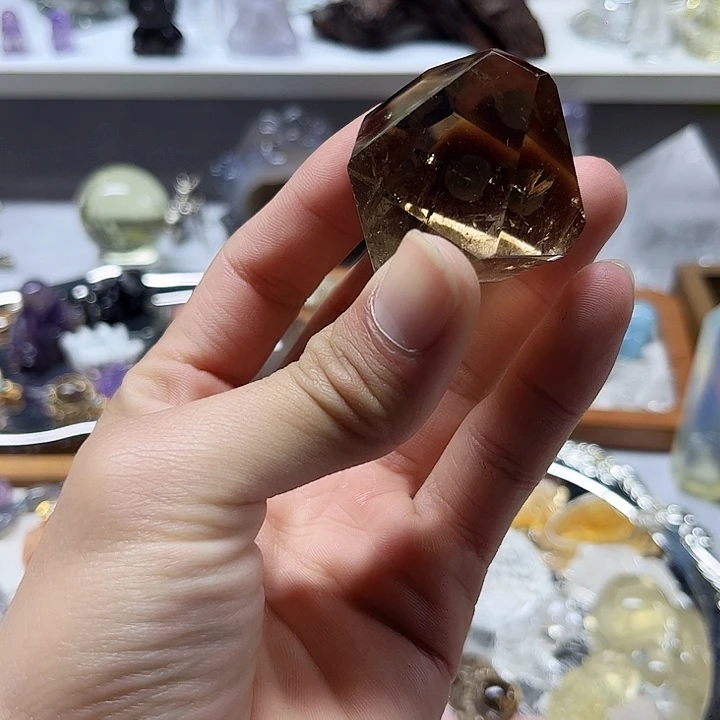 水晶未镶嵌珠宝半成品