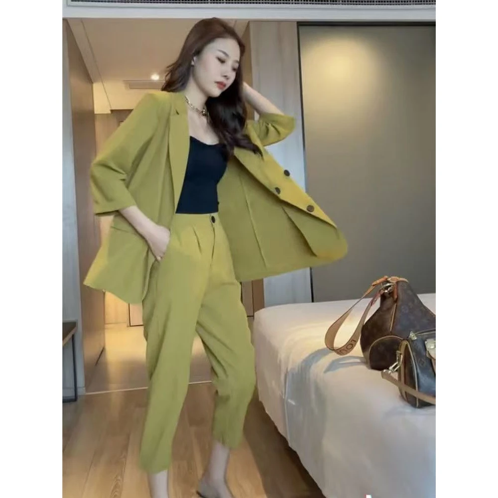 大码网红西装套装女新款气质休闲洋气高腰外套薄款七分时尚两件套
