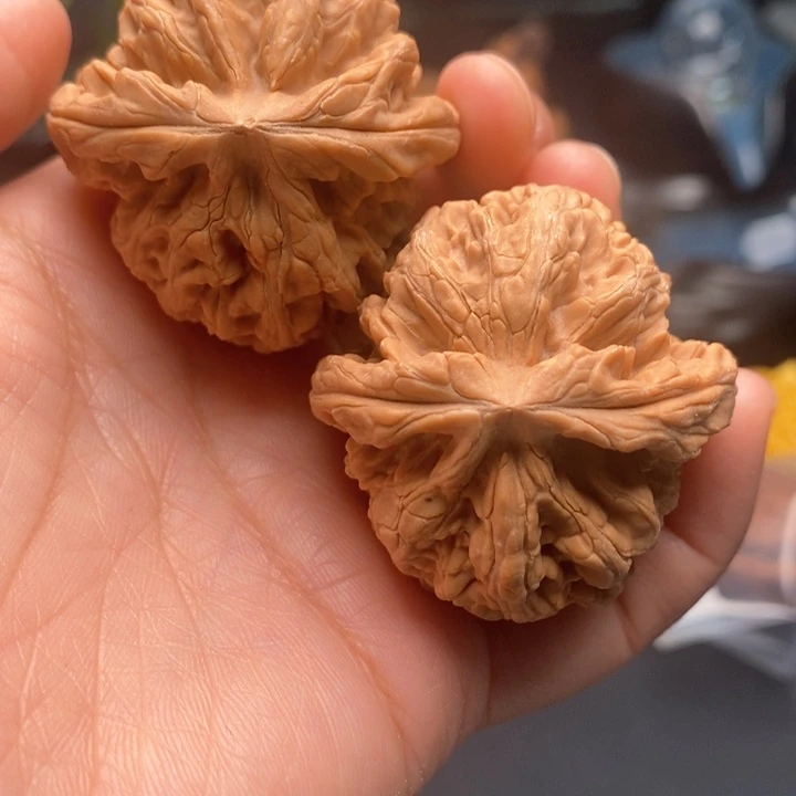 把件文玩核桃红锦鲤43尺