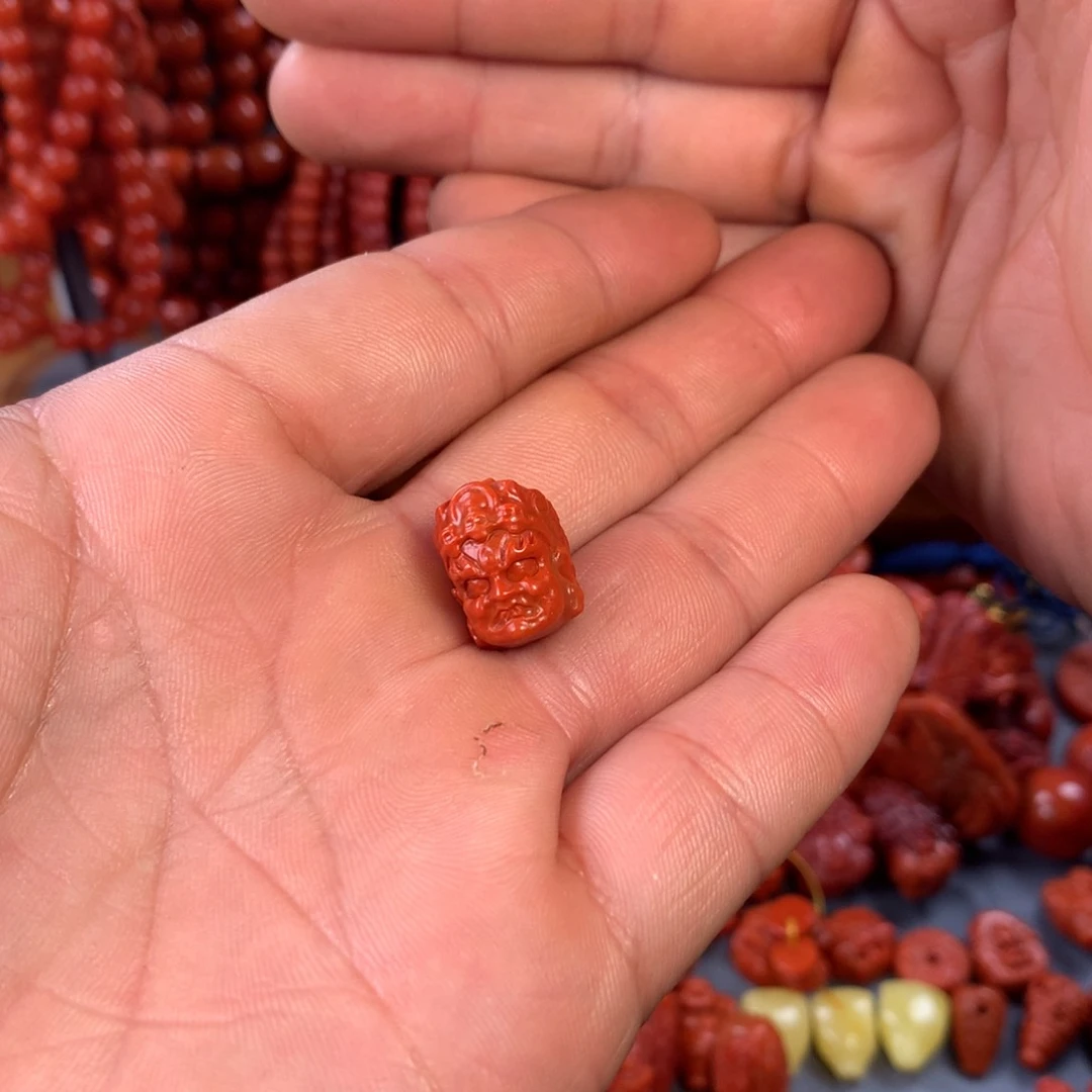 南红玛瑙配饰未镶嵌银***拉